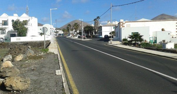 Una calle del municipio de Tías. Foto: archivo