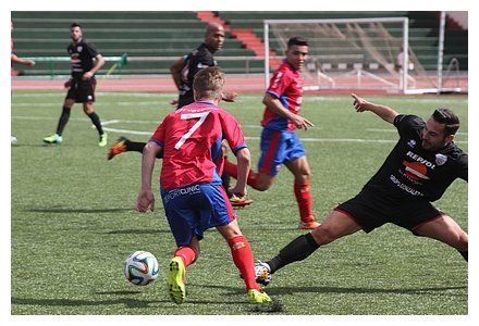 La UD Lanzarote remontó el partido ante el Unión Viera (2-3)