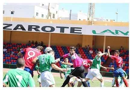 El Lanzarote logra un punto en el siempre complicado estadio de Las Palmitas