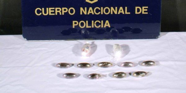 Detenido un hombre por tráfico de drogas en el aeropuerto de Guacimeta
