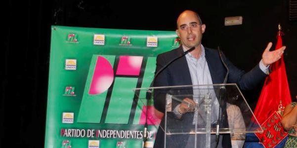 Fabián Martín se plantea dimitir: "La política no está hecha para los perdedores"