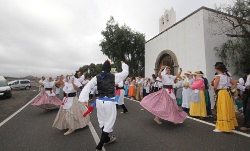 La romería y la procesión a La Magdalena ponen el broche final a las fiestas de Conil