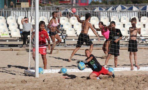 Una treintena de jóvenes ha luchado ya en la Batalla de Porteros de San Ginés 2015