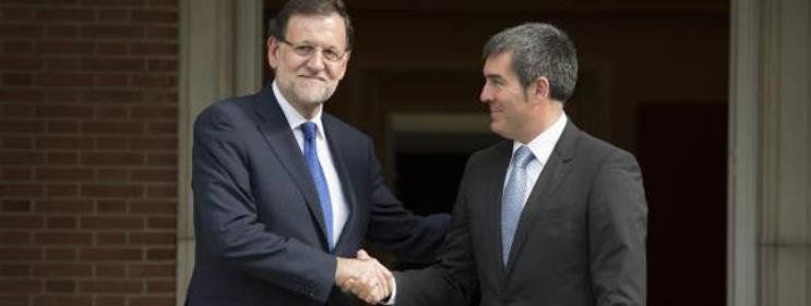 Rajoy y Clavijo acuerdan consensuar la reforma de los aspectos económicos del REF