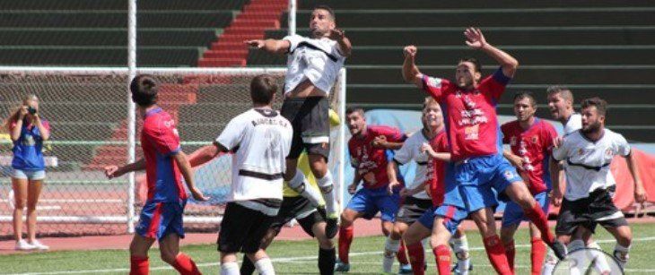 Tercer empate consecutivo de la UD Lanzarote al igualar a un gol ante el Arucas
