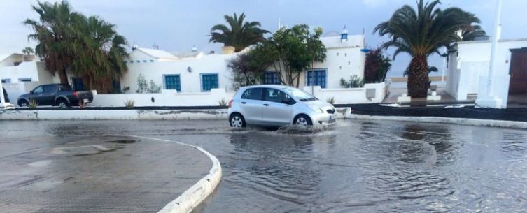 Vecinos de San Bartolomé critica la falta de medidas ante las lluvias y teme nuevas inundaciones