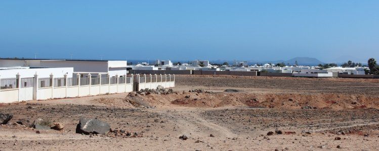 Education assures that the works of the CEO Playa Blanca will begin in the first months of 2016