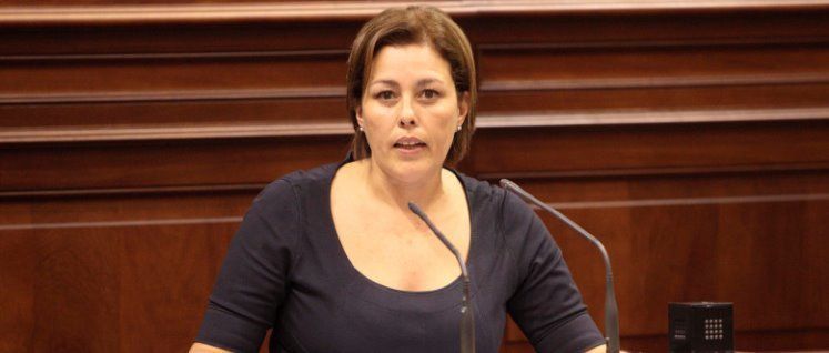 Ástrid Pérez: Clavijo debe reaccionar ya y frenar la huelga en Sanidad con una OPE justa