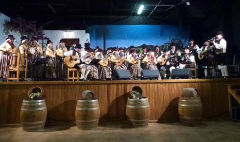 La Agrupación folclórica Gaida celebró su IX Festival Montaña de Gaida en Mácher