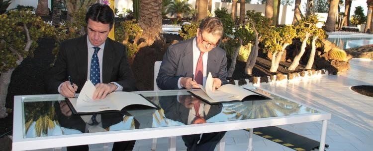 Soria firma un convenio que pone La Mareta "al servicio de los intereses turísticos de España"