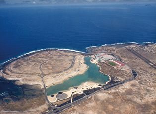 El Gobierno canario aprueba un convenio para ejecutar 7 infraestructuras turísticas en Lanzarote