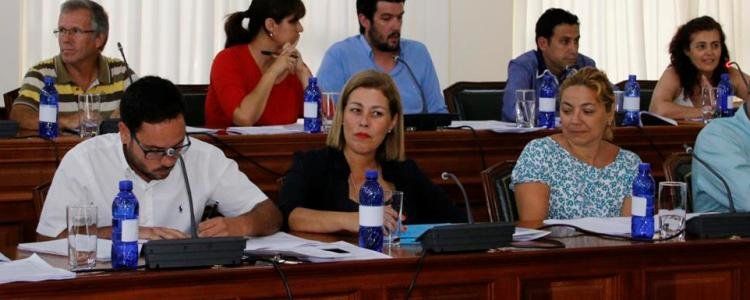 El PP acusa al PSOE de enchufar" a un afiliado a través de la bolsa de empleo de Arrecife