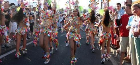 Arranca el Carnaval de Puerto del Carmenen El Varadero con las actuaciones de las murgas ganadoras