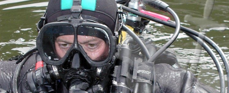 Detectan un centro de buceo "pirata" que se "lucraba" ofreciendo inmersiones "sin licencia"