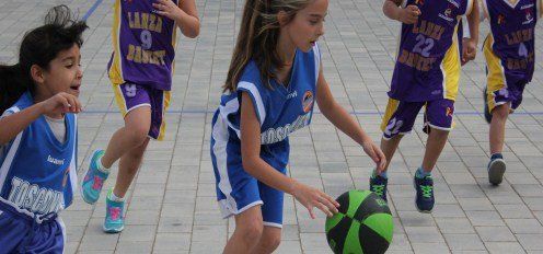 Los más pequeños se divierten en el I Torneo de Baloncesto Marina Lanzarote