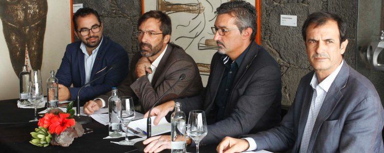 Marci Acuña pide que se reúna la mesa del pacto por las críticas del concejal del PSOE en Haría