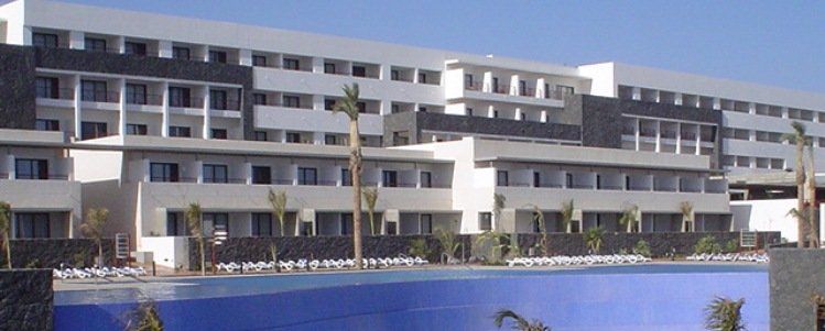 Yaiza concluye que el hotel Costa Calero es legalizable y le concede una nueva licencia
