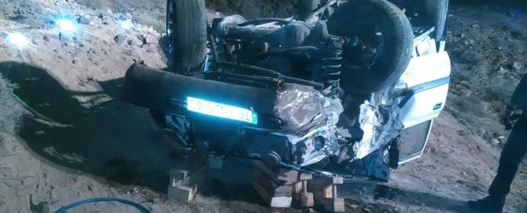 Un joven de 24 años herido menos grave tras volcar con su coche en Costa Teguise