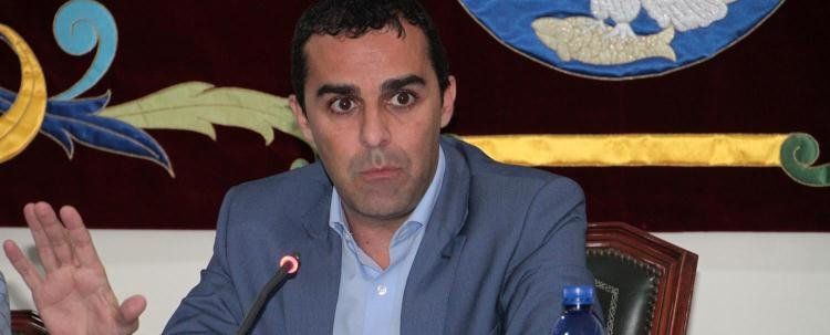 La Fiscalía pide 10 años de prisión para Montelongo y 27 y medio para  Carlos Sáenz