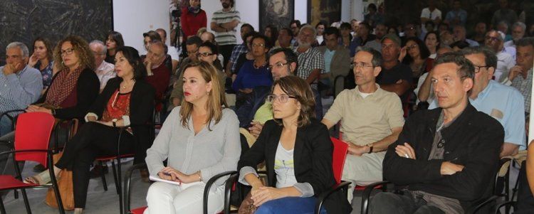 El acto contra la Ley del Suelo reúne a 8  partidos en la FCM, incluídas las dos alcaldesas del PSOE