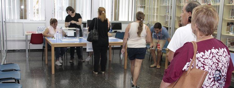La participación hasta las 13 horas sube más de un punto con respecto a las anteriores elecciones