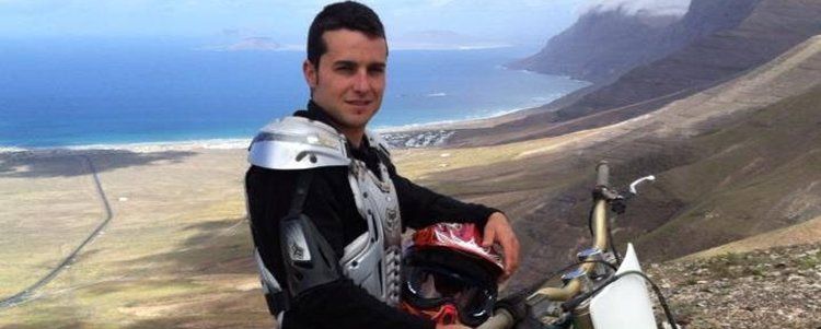 El piloto lanzaroteño Roberto Hernández fallece en un accidente laboral en la construcción
