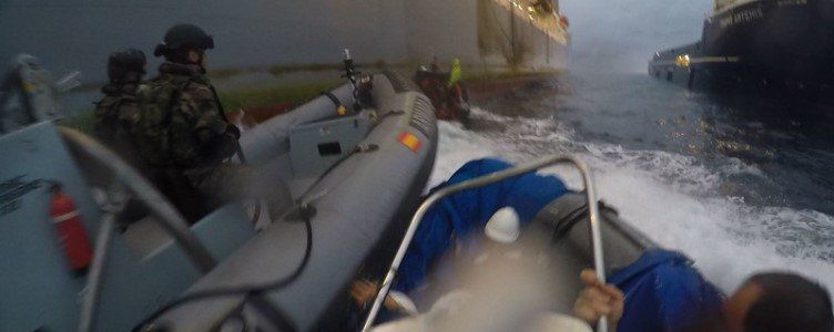 Greenpeace recurrirá ante el Tribunal Constitucional el caso de la "agresión" de la Armada en aguas canarias