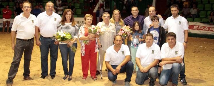 José Luis Aparicio recibe un emotivo homenaje del Club de Lucha Tao-Cicar