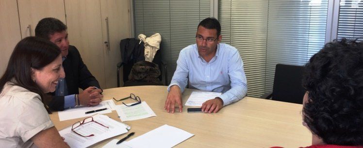 Oswaldo Betancort pide apoyo al Gobierno de Canarias para frenar la pesca furtiva en Lanzarote