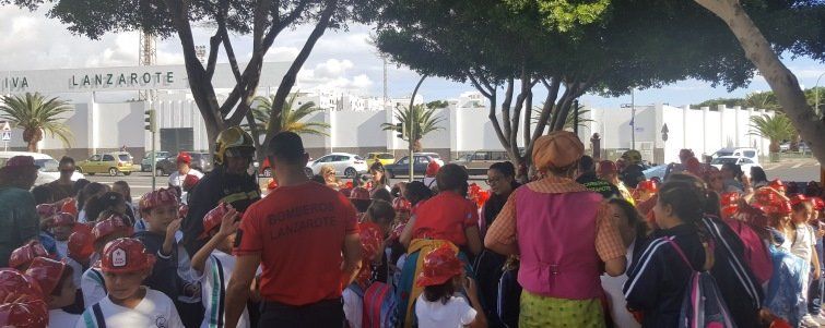 Un simulacro de incendio en el Teatro Insular de Arrecife desaloja a 500 niños de 6 a 8 años