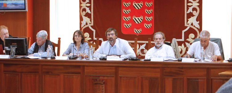 San Ginés se compromete a "liderar la oposición de Lanzarote" a algunos aspectos de la Ley del Suelo