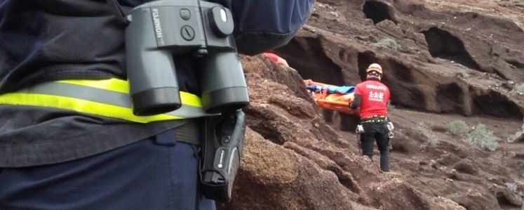 Rescatada una mujer de 34 años tras sufrir una caída en la zona de Montaña Roja