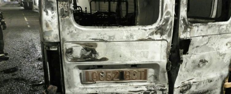 Arde de madrugada un vehículo en Arrecife