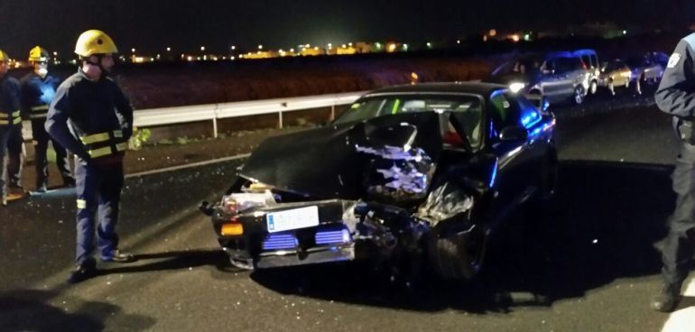 Herido un hombre de 37 años tras la colisión de dos coches en la Circunvalación