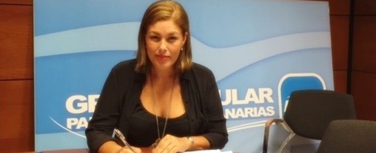 Astrid Pérez cree que hay "muchas cosas que tienen que cambiar en el PP de Canarias"