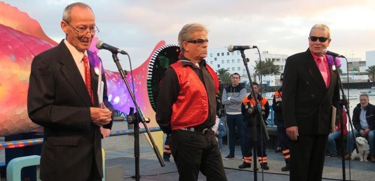 Arranca el Carnaval de Arrecife con el pregón de Toni Orosa, Juan Perdomo y José Negrín