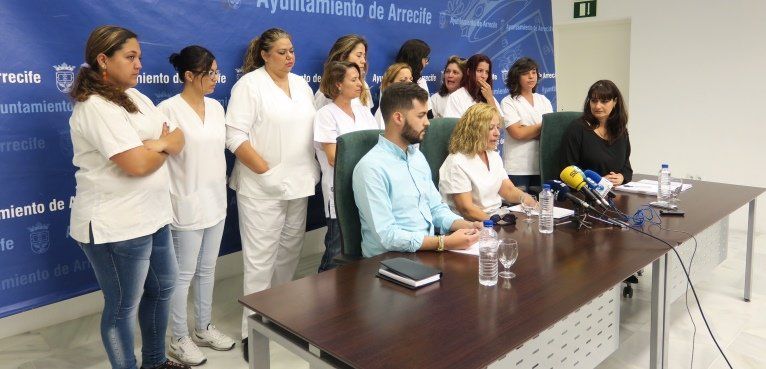 Somos, Podemos y las trabajadoras de asistencia domiciliaria denuncian la situación dramática del servicio