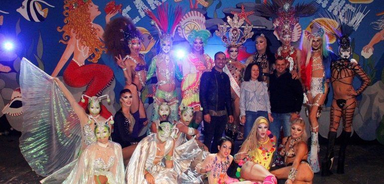 La trasgresión de la Gala Drag invade Playa Blanca