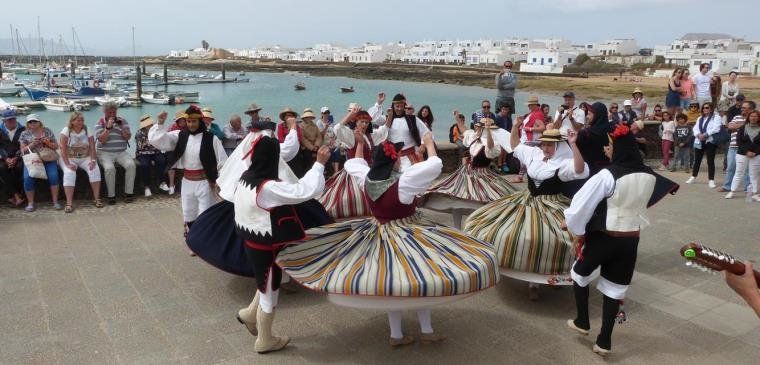 La exposición "Hilar Fino" llega a la isla de La Graciosa