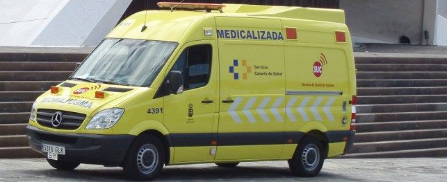 Baltar promete una segunda ambulancia medicalizada en Lanzarote a partir de este verano