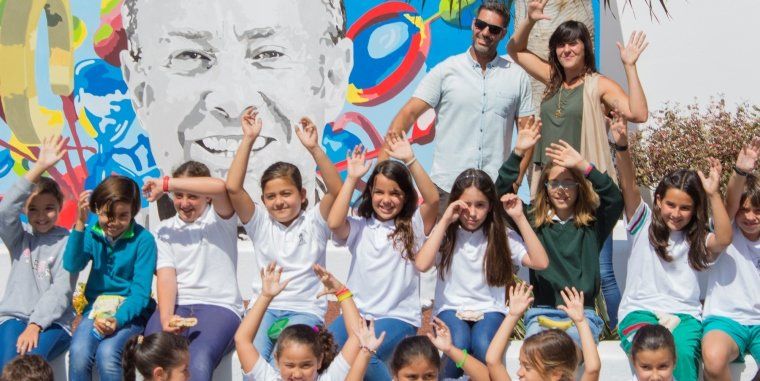Murales en honor a César Manrique decoran ya el colegio de Tahíche