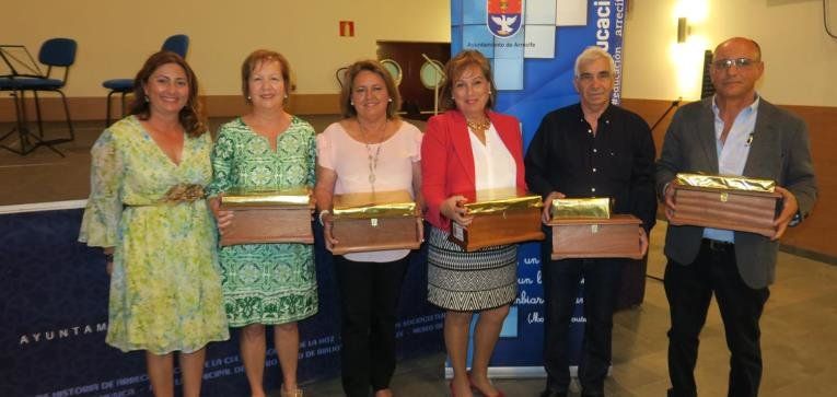 Arrecife reconoce el trabajo de cinco docentes del municipio que se jubilan este año
