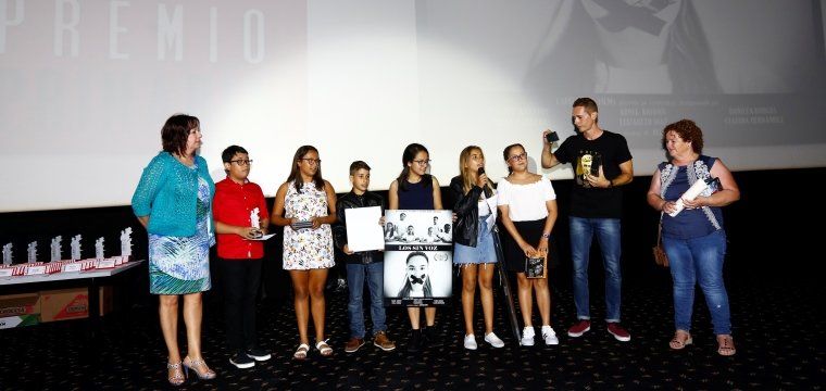 El corto de los alumnos del colegio Capellanía de Yágabo logra el primer premio en el Cinedfest