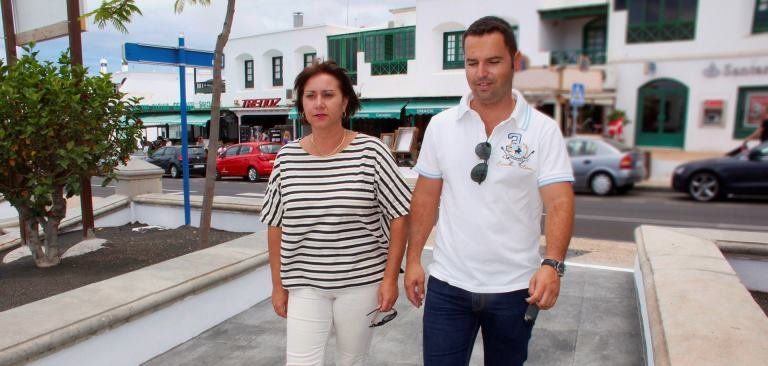 Yaiza licita el servicio de limpieza de Playa Blanca por  2, 6 millones de euros