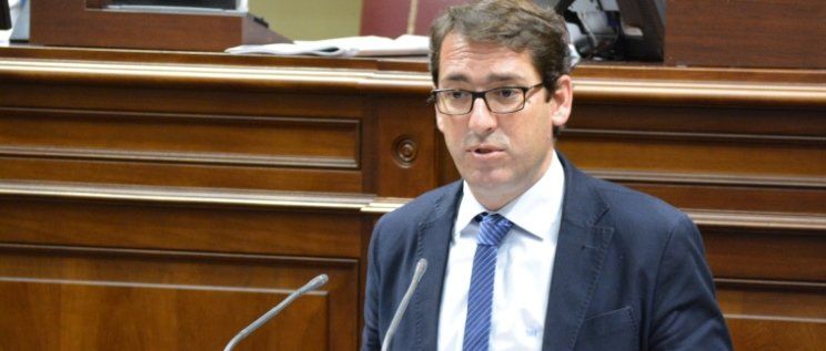 El PSOE asegura que "Clavijo ha convertido a Lorenzo en una nueva víctima de su propia ineficacia