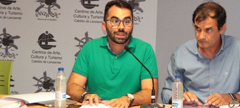 El PSOE tacha de "aberración" las declaraciones de Eugenio: "Este chico tiene que hacérselo mirar