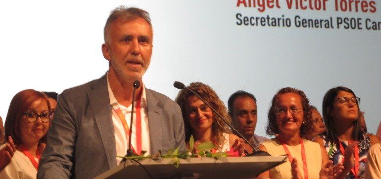 Ángel Víctor Torres: La izquierda de Canarias se escribe con las siglas del PSOE"