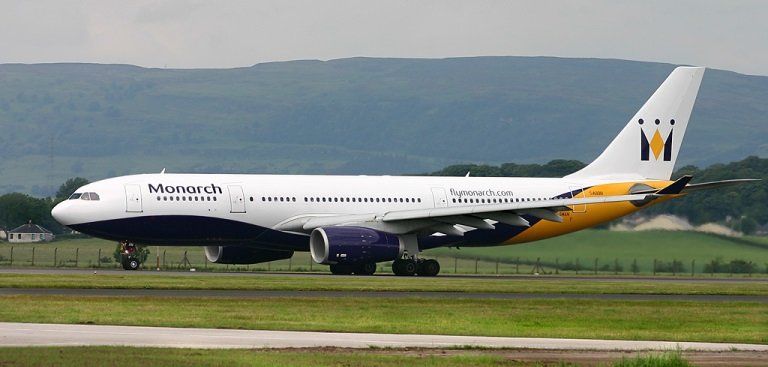 Monarch quiebra y cancela todos sus vuelos afectando a 20 semanales con Lanzarote