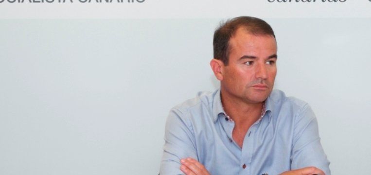 Marcos Hernández pide 6 debates públicos con Loli Corujo antes del Congreso del PSOE