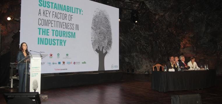 La Cumbre de Lanzarote culmina fijando los principios globales para la industria turística sostenible
